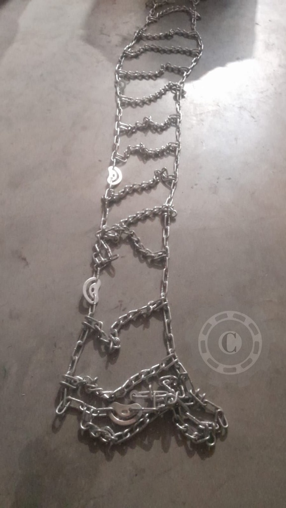 SET LANTURI ANTIDERAPANTE CAMION