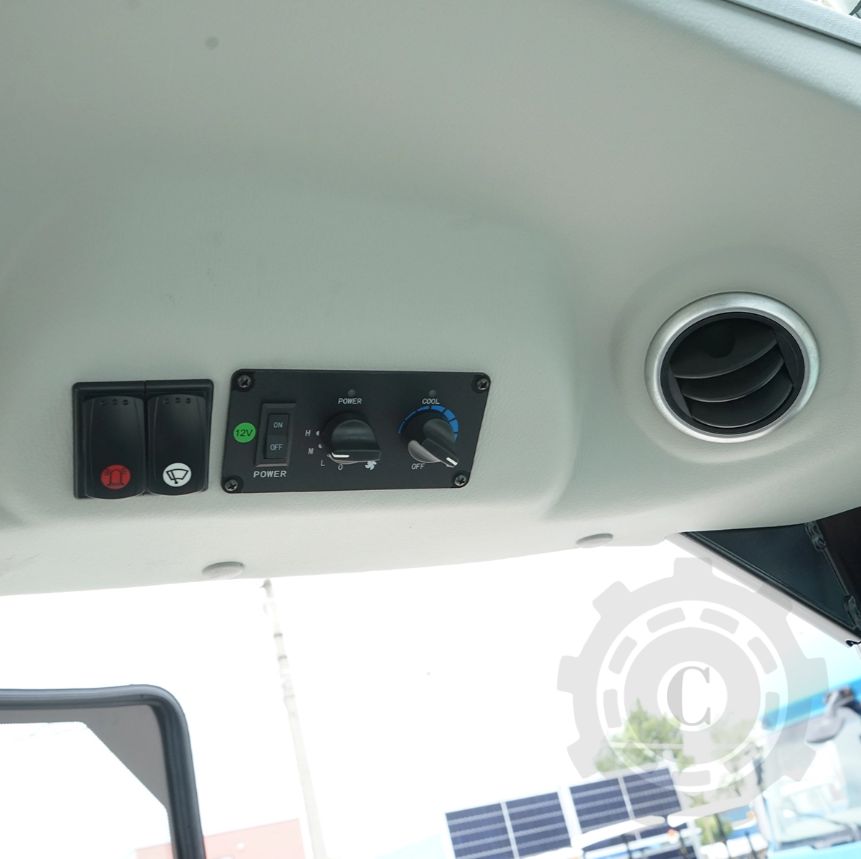 Tractor cu cabina 50CP, 4x4 inmatriculabil AGRI TRACKING 504