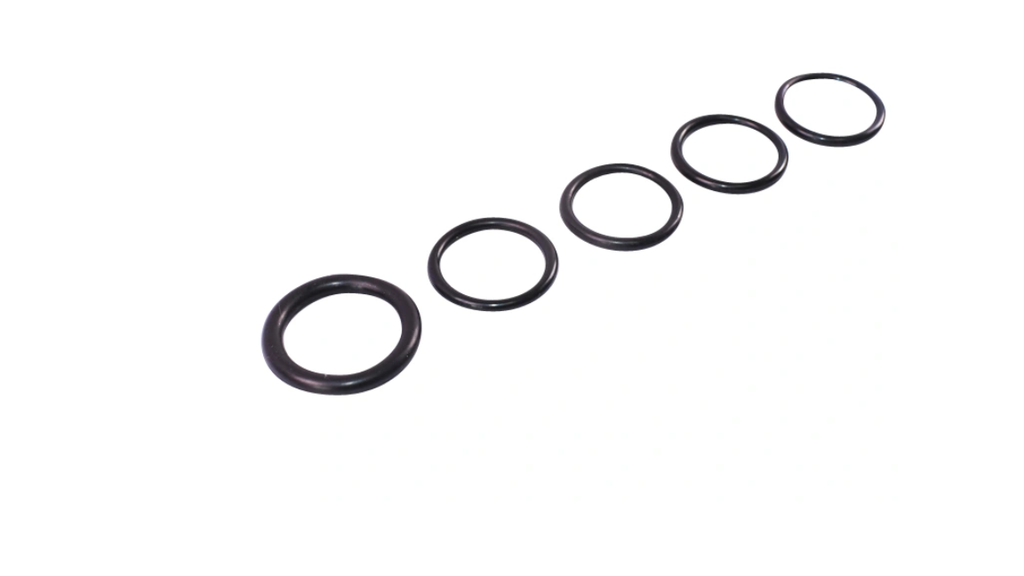 GARNITURI DISTRIBUITOR HIDRAULIC  D700 U -650 